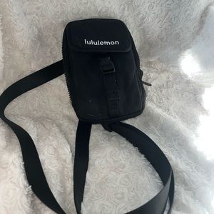 Lululemon crossbody